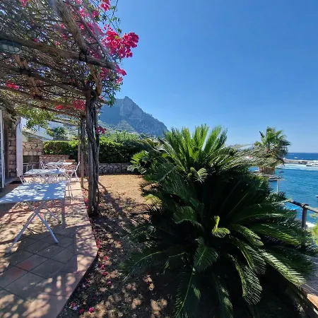 La Darsenella * Marina Grande (Capri)